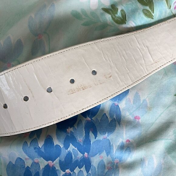 Vintage 80s Donna Karan BIG Leather Belt - Picture 6 of 14